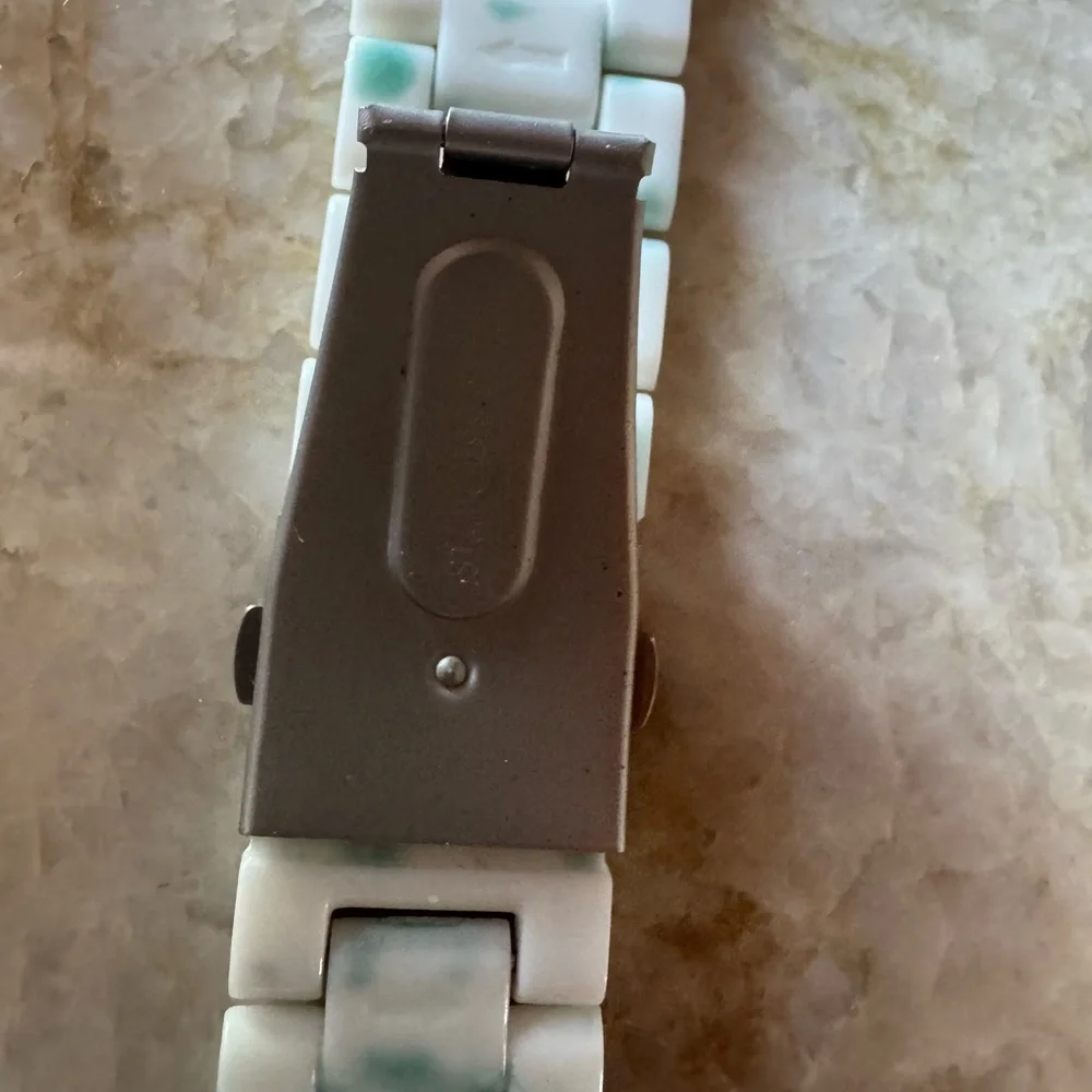 NWOT White and Silver Wearable Band